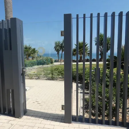 The Island Casa 5 Luxury Beachfront Estepona